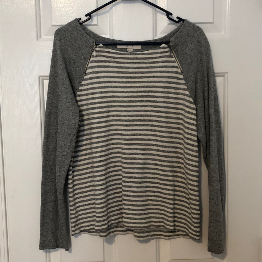 Long sleeve striped shirt